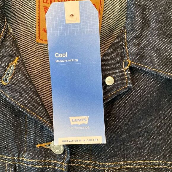Levi Strauss & Co Blue Denim Moisture Wicking Lightweight Trucker Jacket… - Picture 9 of 9